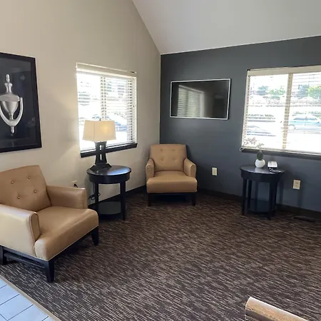 Homestay Suites Hotel