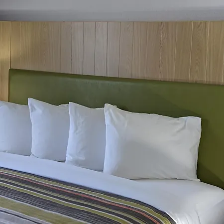 Hotel Country & By Radisson, Nashville, Tn Nashville