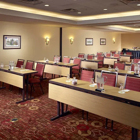 Courtyard By Marriott Downtown