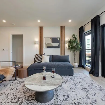 Plush Haven-2 Unit Combo-walk To Broadway * Nashville
