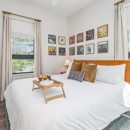 Harmony Octave-2 Units-pool/gym-4 Mins To Broadway