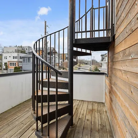 Holiday home Gorgeous Home-2 Miles To Lower Broadway *