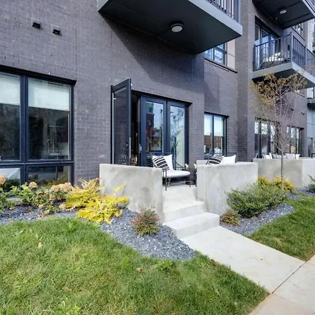 Sleeps 42 7 Modern Midtown W Gym, Pool, Walkable To Shops & Eats Nashville