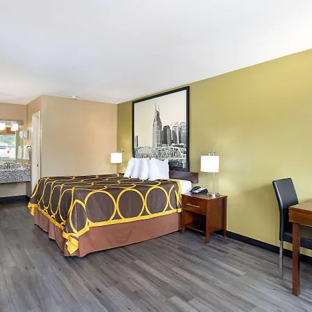 Super 8 By Wyndham West Hotel