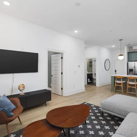 Holiday home Sleeps 32 Only 10 Minutes To Broadway 4 Side By Side