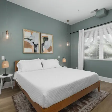 Holiday home Sleeps 32 Only 10 Minutes To Broadway 4 Side By Side *