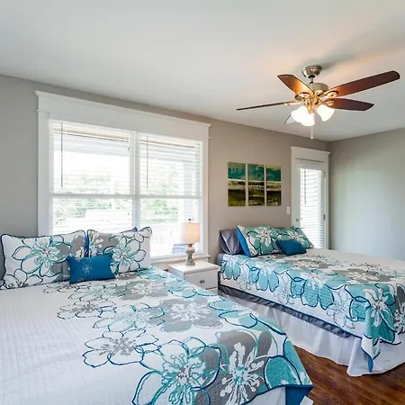 1a Rooftop Deck, 3mi Broadway, Side By Side Available Holiday home *
