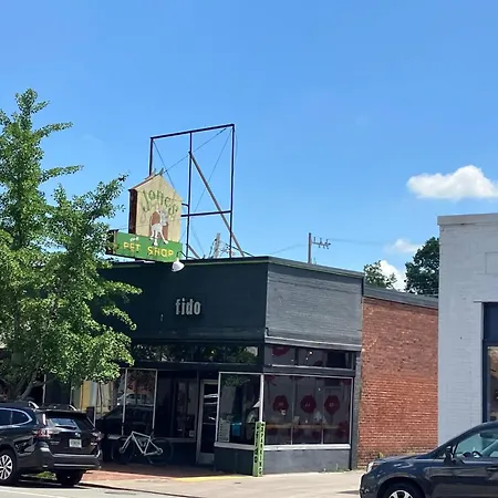 Holiday home The Grant | 9 Mins To Downtown, Vandy On Foot Nashville