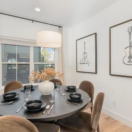 - 405 Marshall St #3 * Nashville