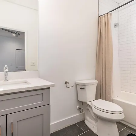 - 405 Marshall St #3