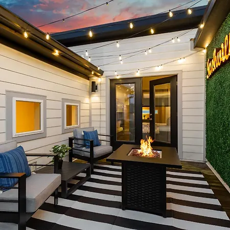 Holiday home Walk To Vanderbilt And Belmont With Garage And Rooftop Deck Nashville