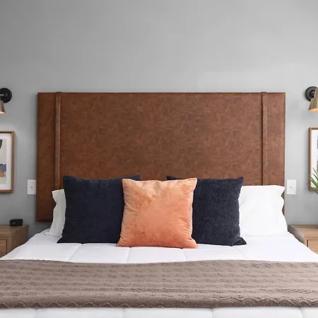 Sleeps 32 Only 10 Minutes To Broadway 4 Side By Side * Nashville