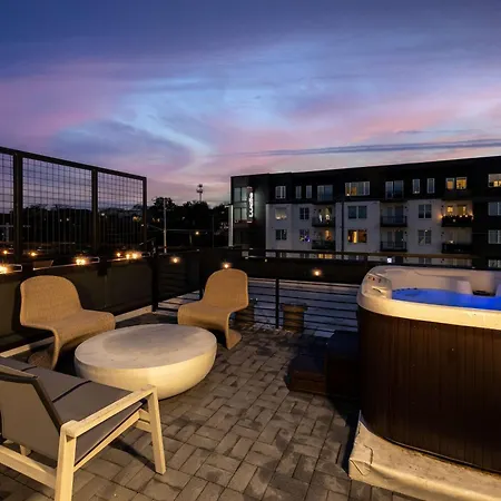 Luxe 4br Retreat With Hot Tub & Skyline Deck Holiday home Nashville