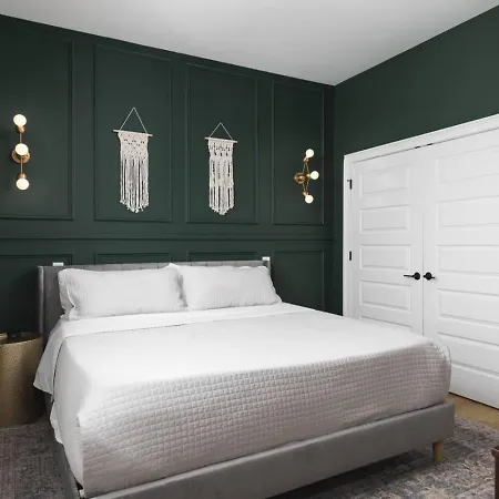 Sleeps 32 Only 10 Minutes To Broadway 4 Side By Side *