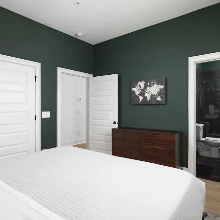 Holiday home Sleeps 32 Only 10 Minutes To Broadway 4 Side By Side Nashville