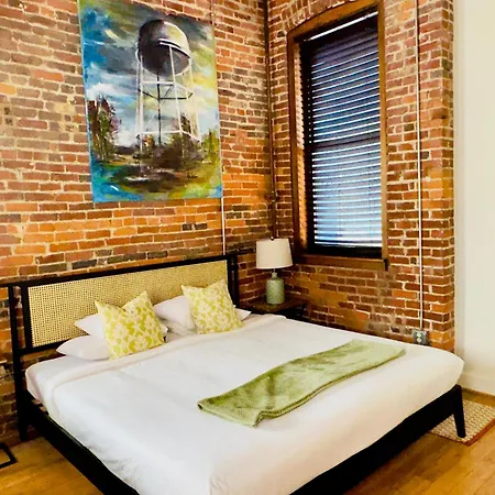 Kenny Apartment *