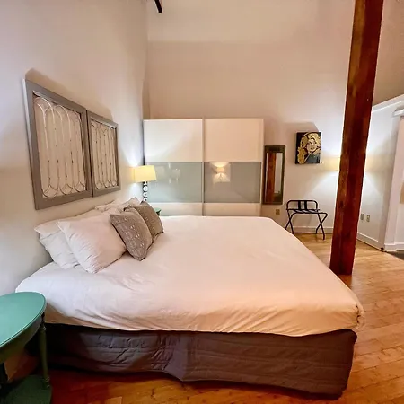 Dolly Apartment Nashville