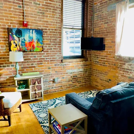 Kenny Apartment Nashville