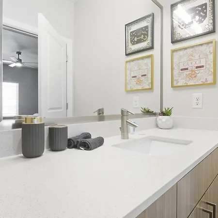 Stylish & Charming 2br Retreat Nashville