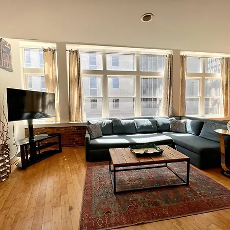 Dolly Apartment *