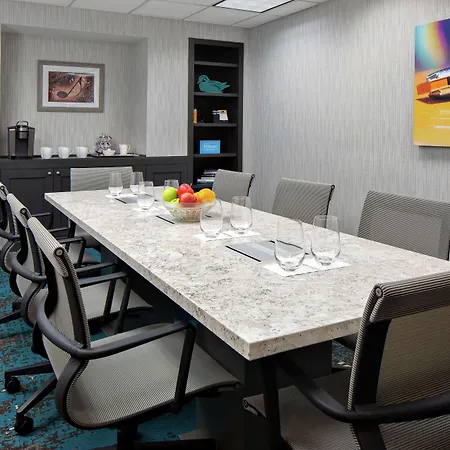 Hotel Homewood By Hilton Downtown