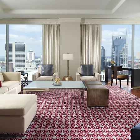Hotel Omni