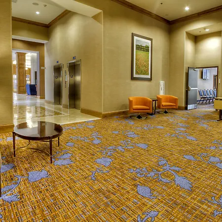 Courtyard By Marriott Hills