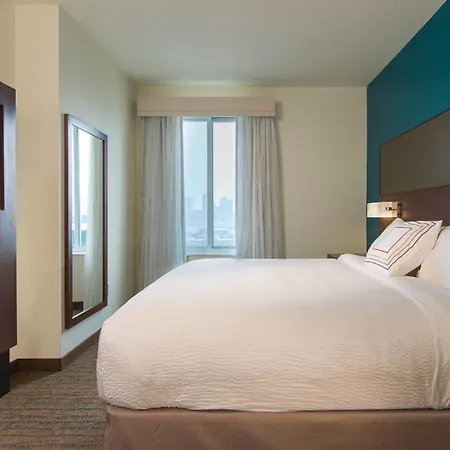 By Marriott Vanderbilt/west End 3*