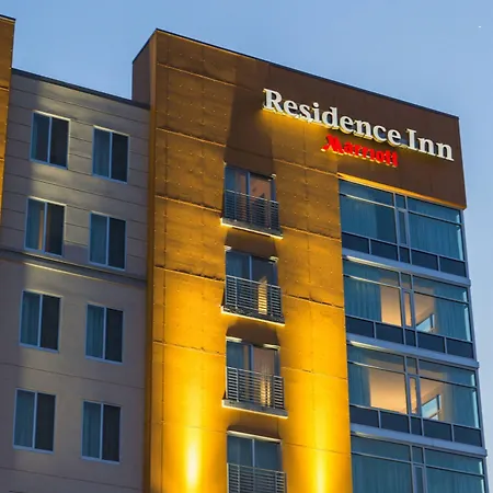 By Marriott Vanderbilt/west End 3*