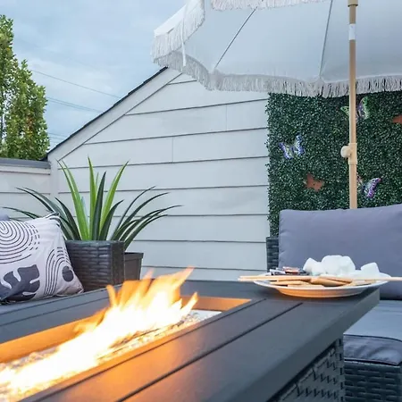 3br And 3ba 5 Min Dt Firepit Patio And Sleeps 10 Nashville