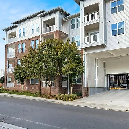 Apartment Landing - The Flats At Walden Grove