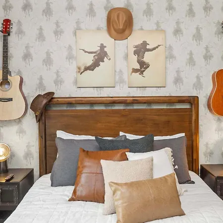 2 Adjacent Luxury Homes Rooftop Decks & Game Nashville