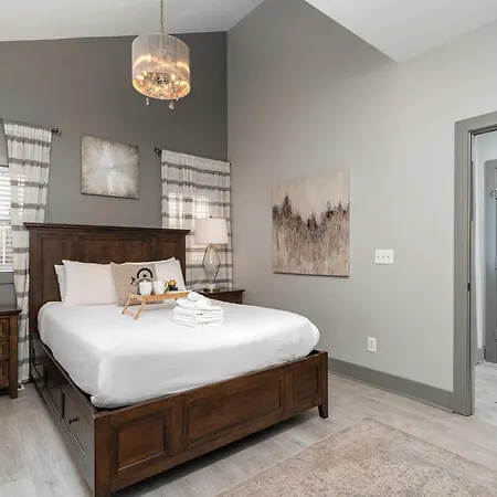 Holiday home Gray Pearl- Single-family -4 Mins To Broadway Nashville