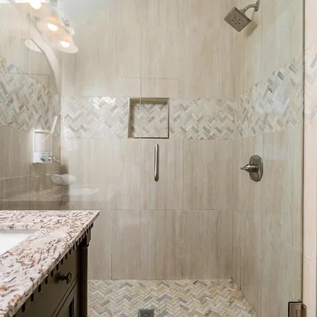 Holiday home Gray Pearl- Single-family -4 Mins To Broadway