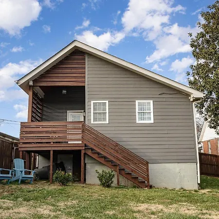 Gray Pearl- Single-family -4 Mins To Broadway Holiday home