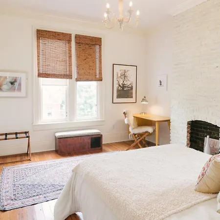 Historic Gem 4 Bedroom With Pool, Walk To All Hotspots *