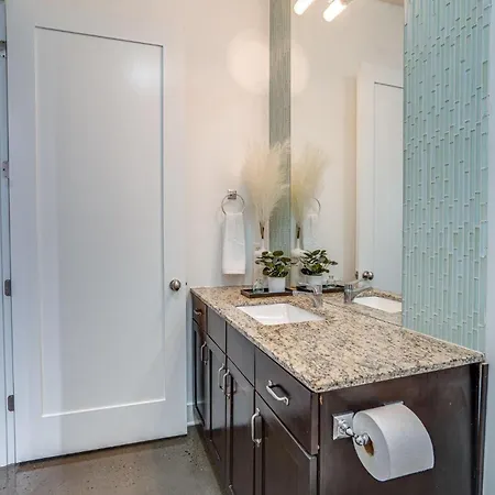 Lofts At 30th-two Beats-2 Units-mins To Broadway Holiday home