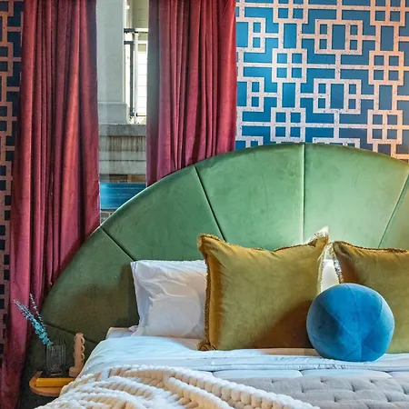 Three King With Pool Gym Balcony & Garage Right On Music Row Downtown Views From Rooftop Walk To Rca B & Local Dining Under 2 Miles To Broadway Elevator Access 24 Hr Hospitality Holiday home
