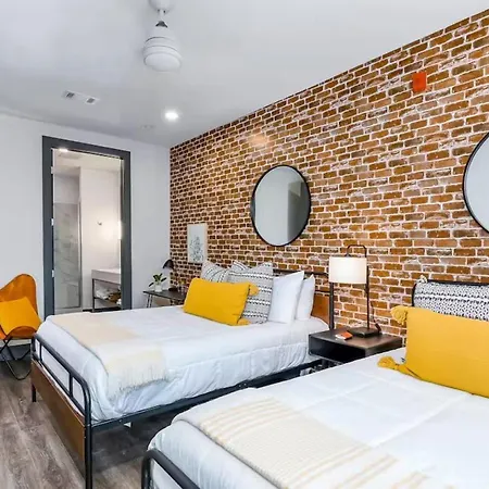 Apartment Oasis At The Muse Modern 2br With Balcony & Rooftop Views