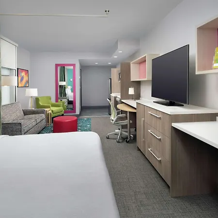 Home2 By Hilton Downtown Convention Center 3*