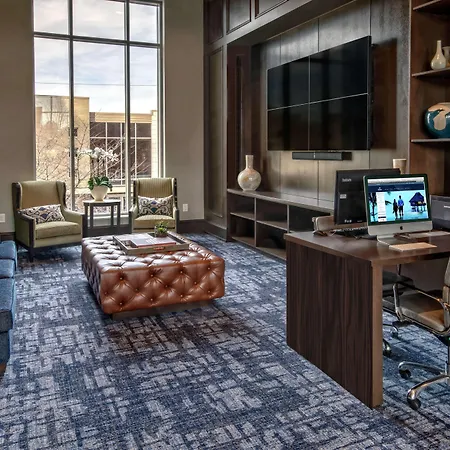 Hilton Hills Hotel