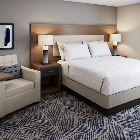 Candlewood - South By Ihg Hotel 3*