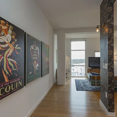 Holiday home Artsy Extended Retreat Downtown *