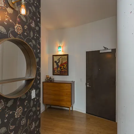 Artsy Extended Retreat Downtown Holiday home Nashville
