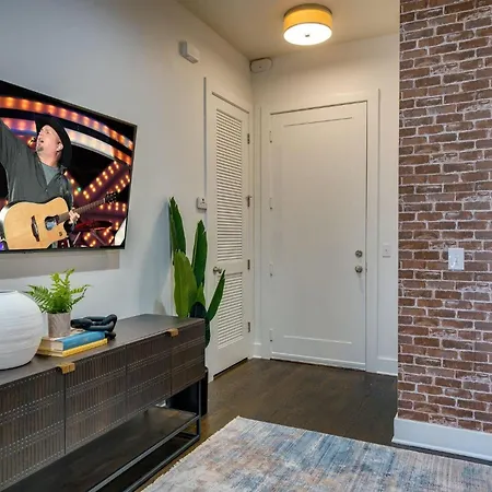 Lofts At 30th - Urban Legend - 6 Mins To Broadway *