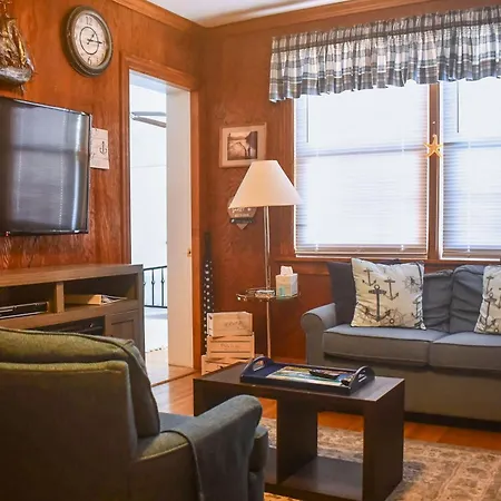 Apartment 8 Mi To Broadway: Wfh-friendly Duplex! *
