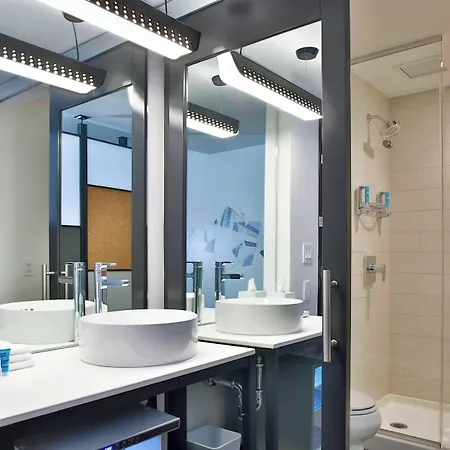 Aloft By Marriott Airport 3*