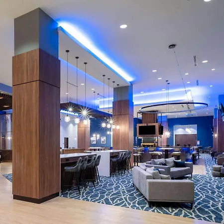 La Quinta & By Wyndham Downtown Stadium Hotel 3*