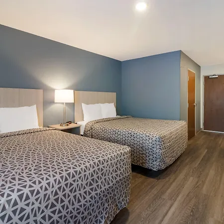 Woodspring Hermitage - Airport Hotel