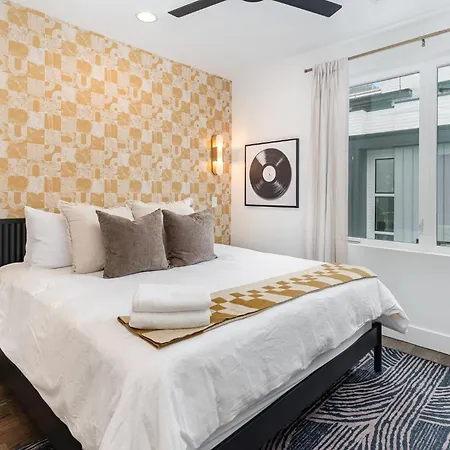 Painted Note - Rooftop Hot Tub - Mins To Broadway Holiday home Nashville